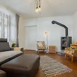 Goggola By Interhome