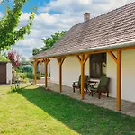 Goggola By Interhome