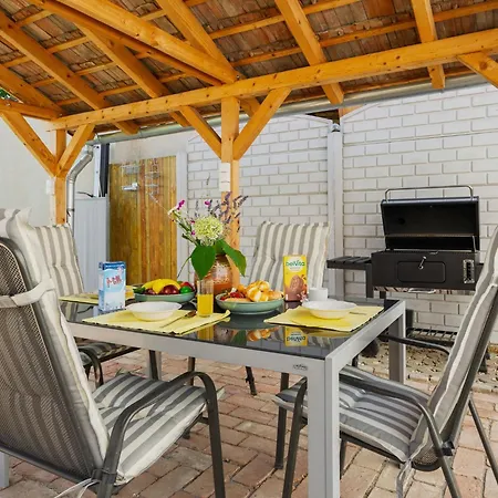 Goggola By Interhome *