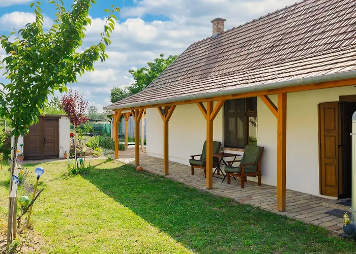 Goggola By Interhome